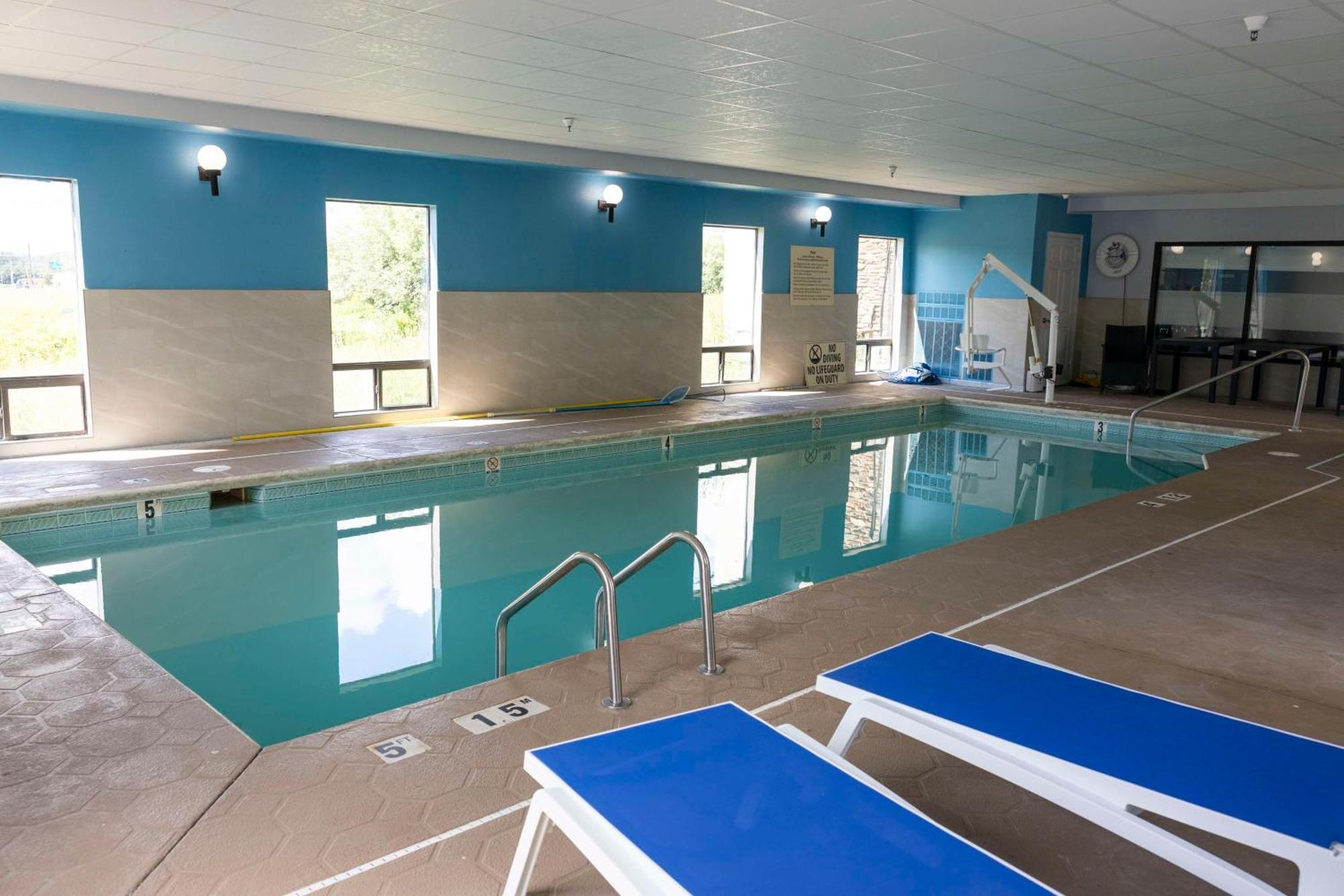 Hampton Kent/akron Area 3* Kent