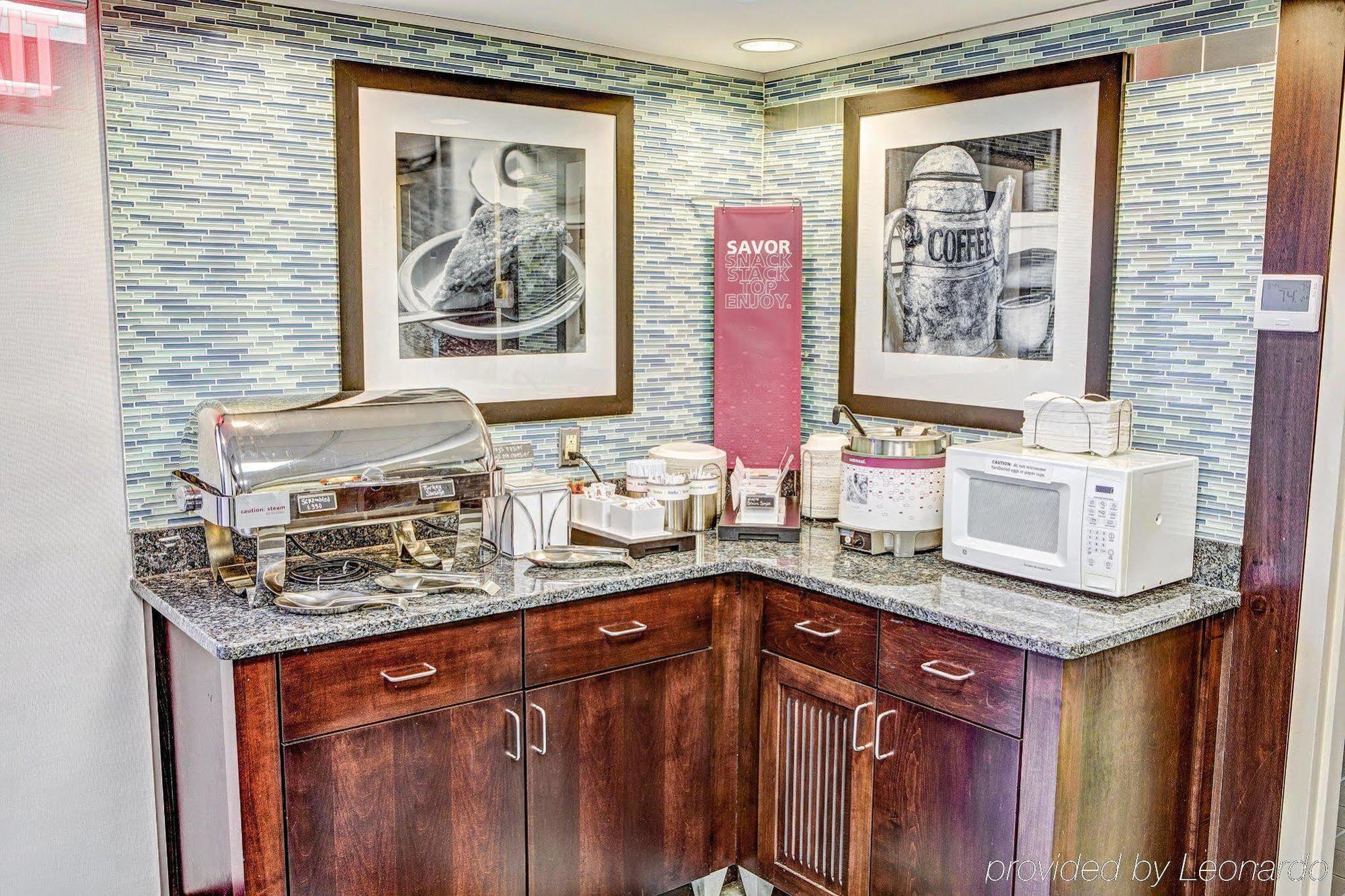 Hampton Kent/akron Area Hotel Kent