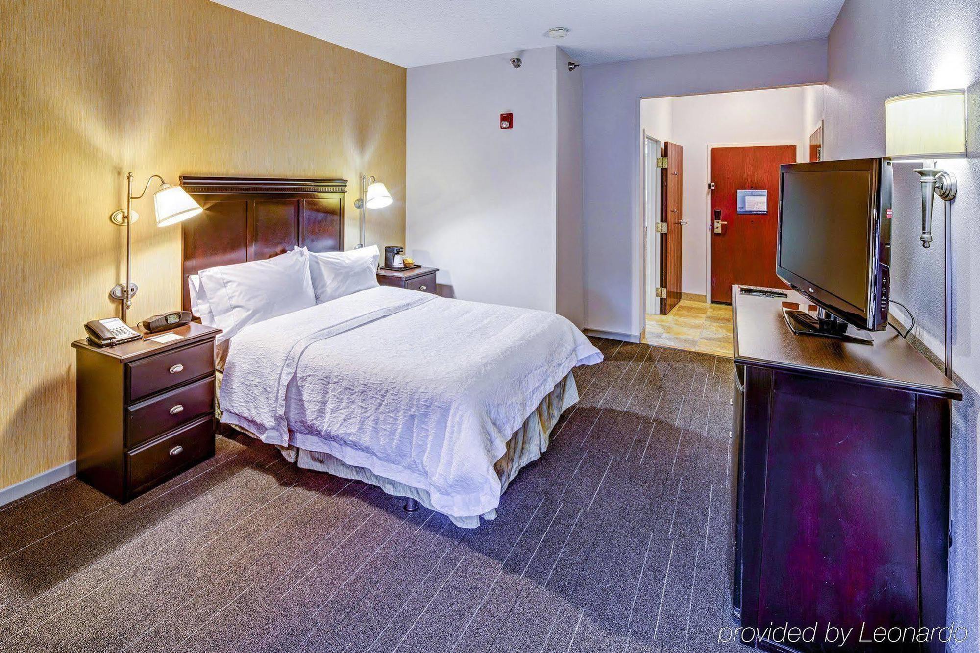 Hampton Kent/akron Area Hotel 3*