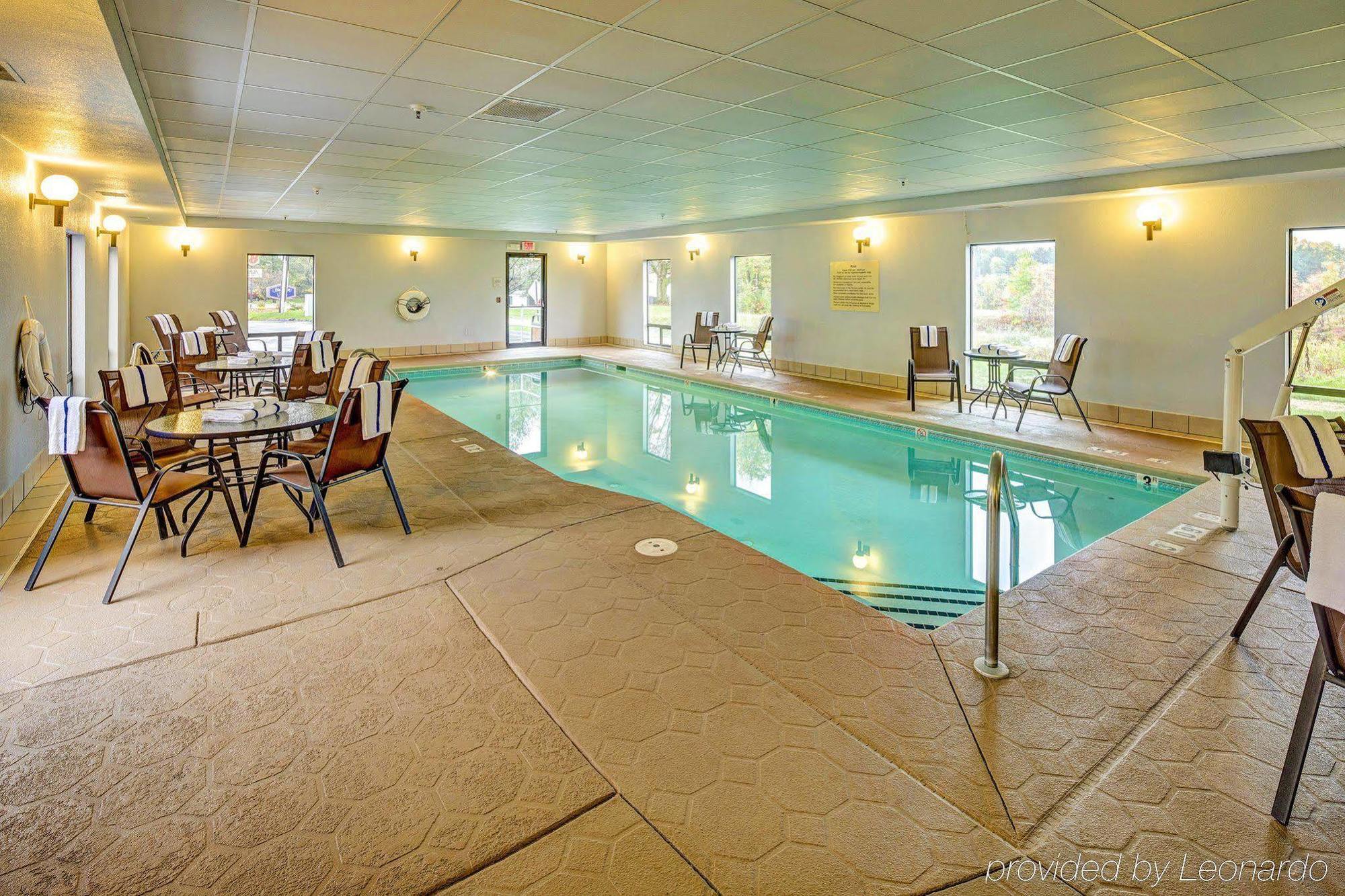 Hampton Kent/akron Area 3* Kent
